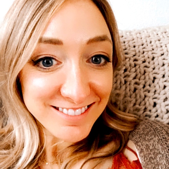 Meet your Posher, Kate - Picture 1 of 1